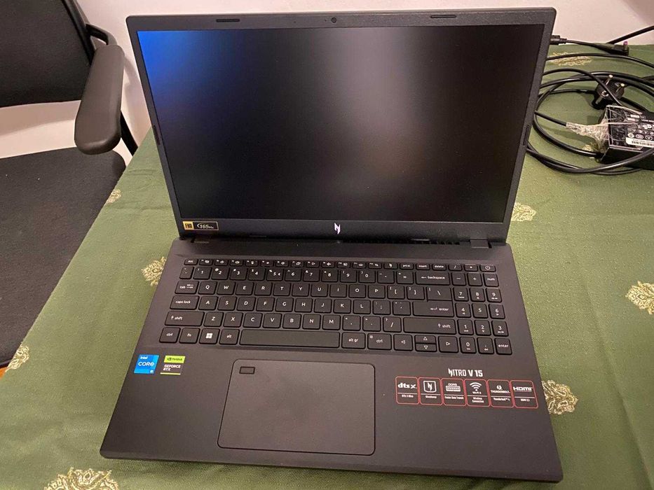 Laptop Gaming Acer Nitro V 15, i5-13420H,GeForce RTX 3050, in garantie