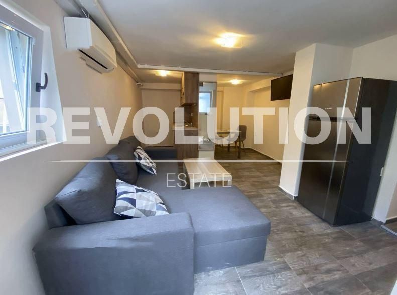 Двустаен апартамент в района на Трошево!