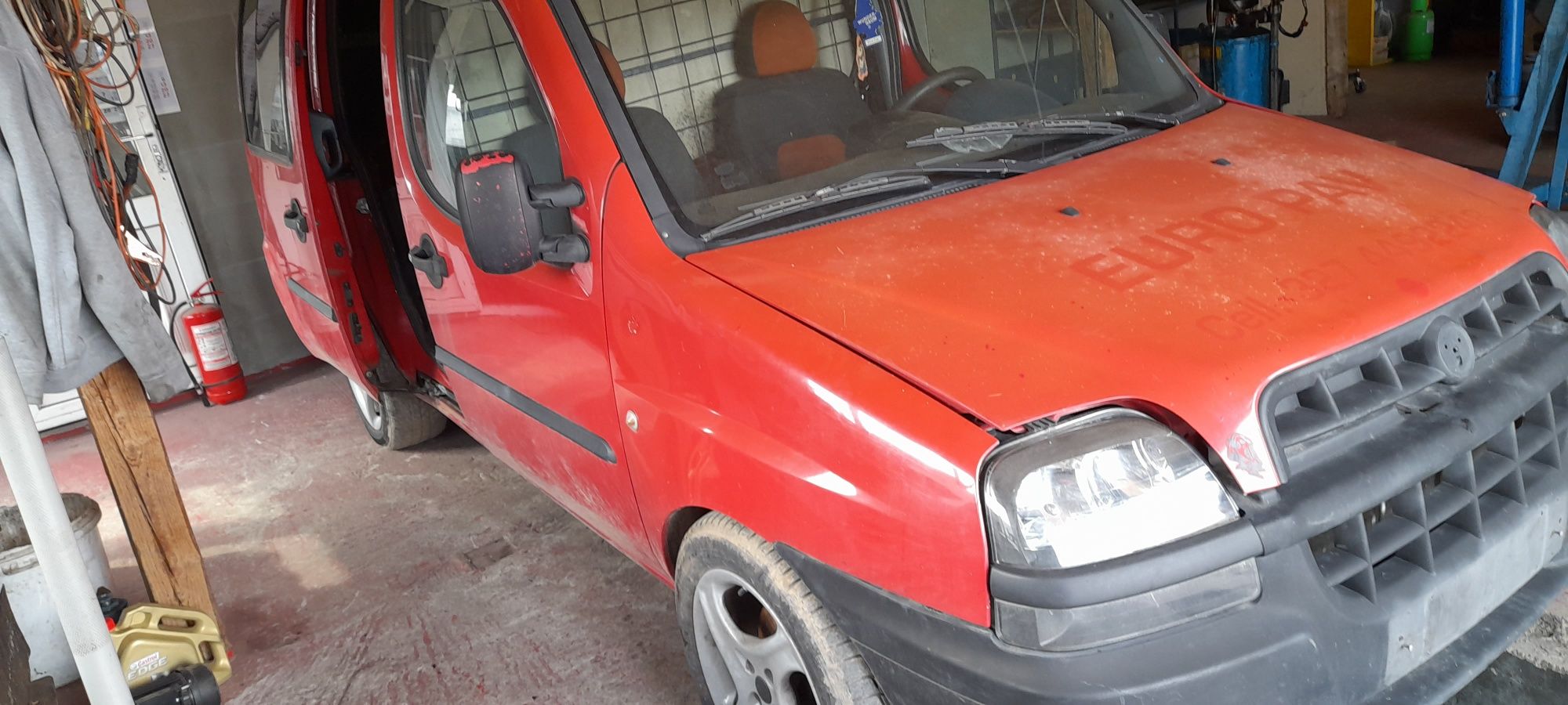 Vând set roti fiat Doblo.1.9 16 tzoli