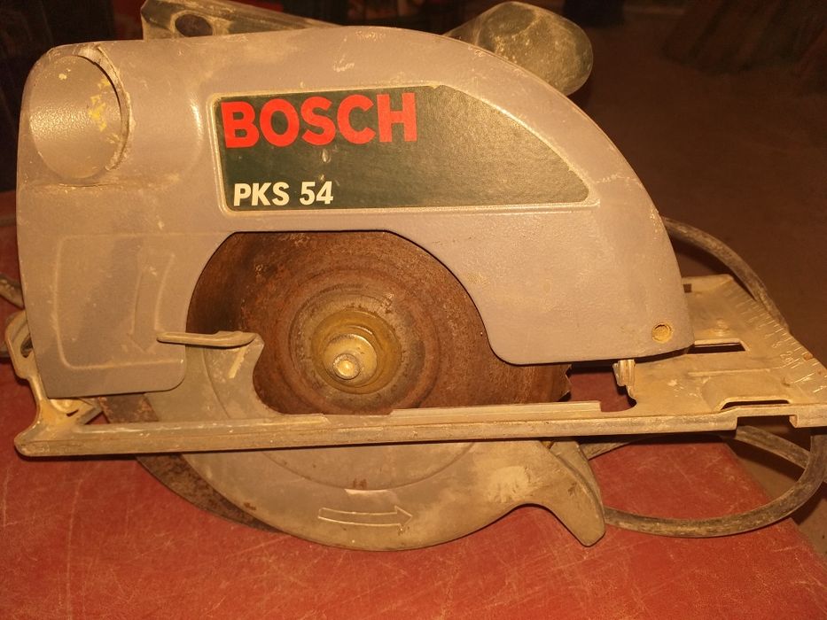 Circular de mana bosch 350 lei