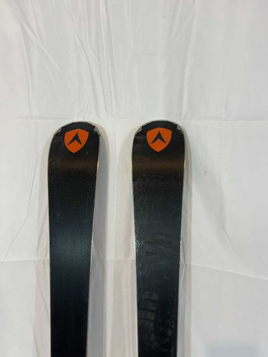 Ski schi carve Dynastar Speed Zone BLK 7 160cm