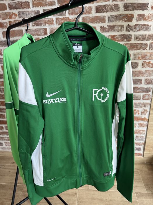 Мъжки спортни горнища Nike