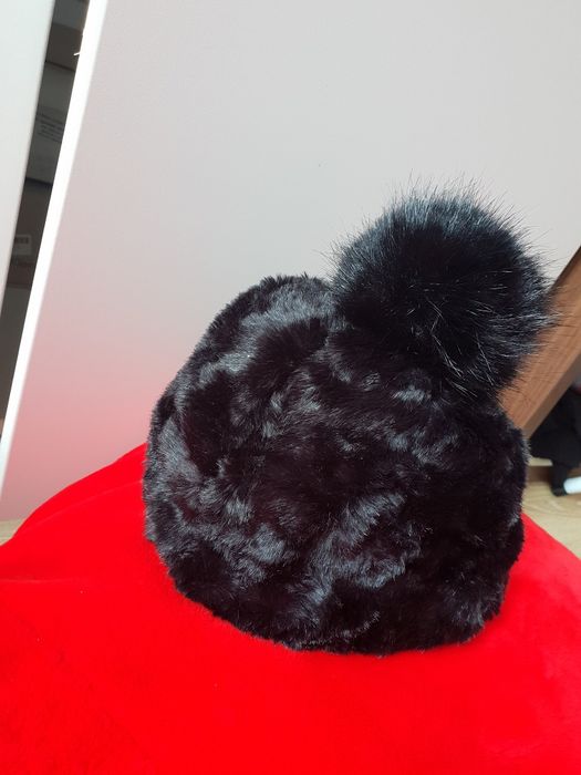 Caciula Stradivarius