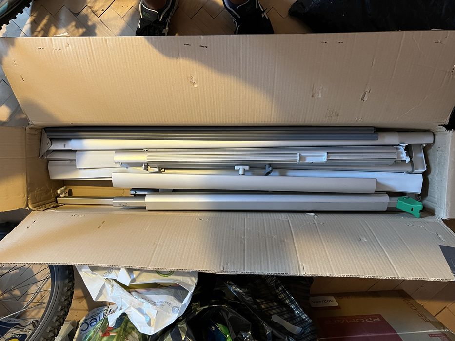 Страници за маркиза  Thule Panorama Omnistore 5003