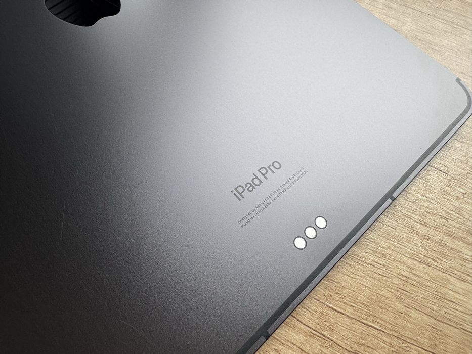 Apple iPad Pro 13 inch wifi M4 256 GB space grey garantie aprilie 2026