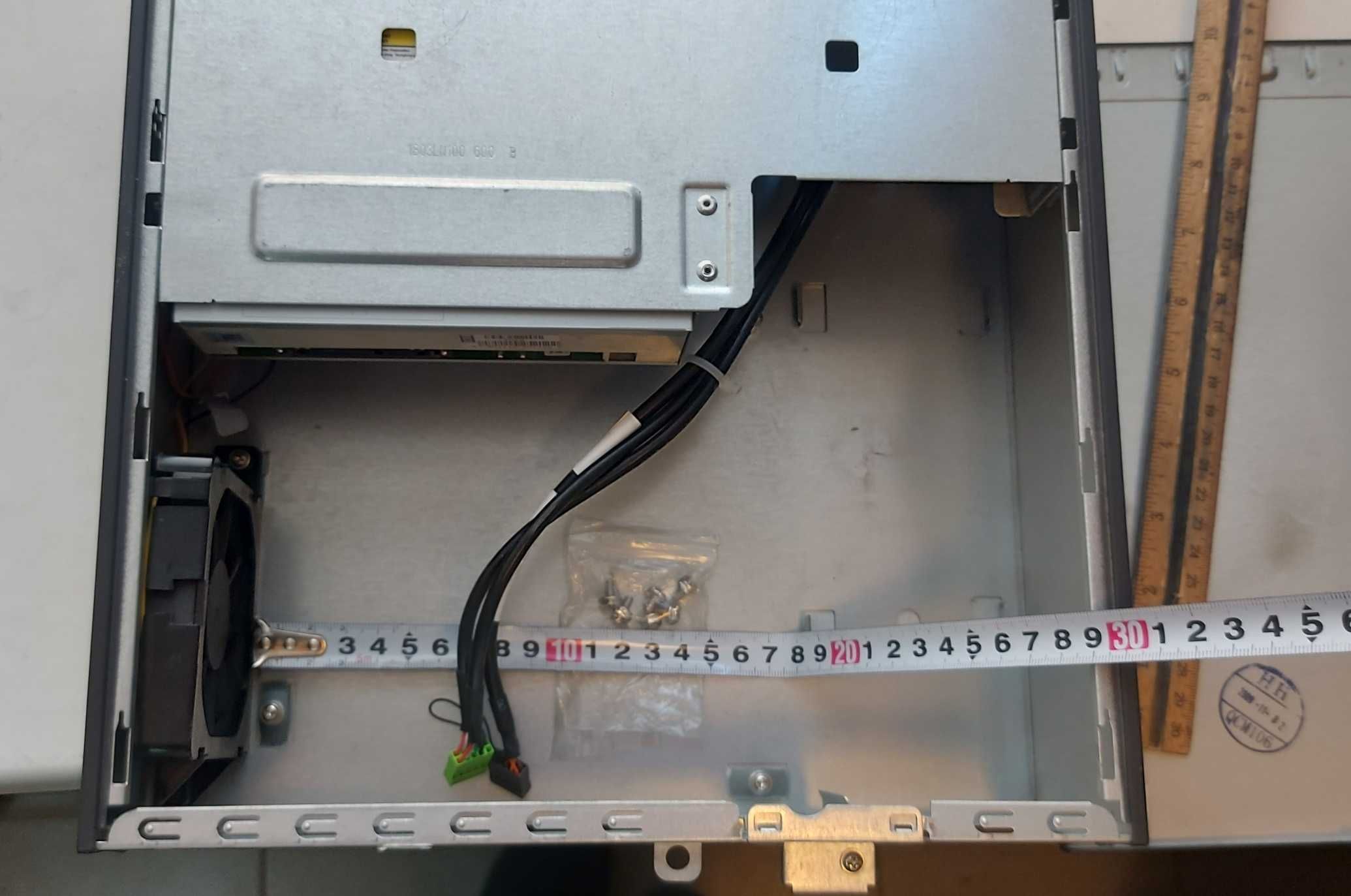 Корпус Minitower Foxconn RS233 (H) Mini-ITX без БП