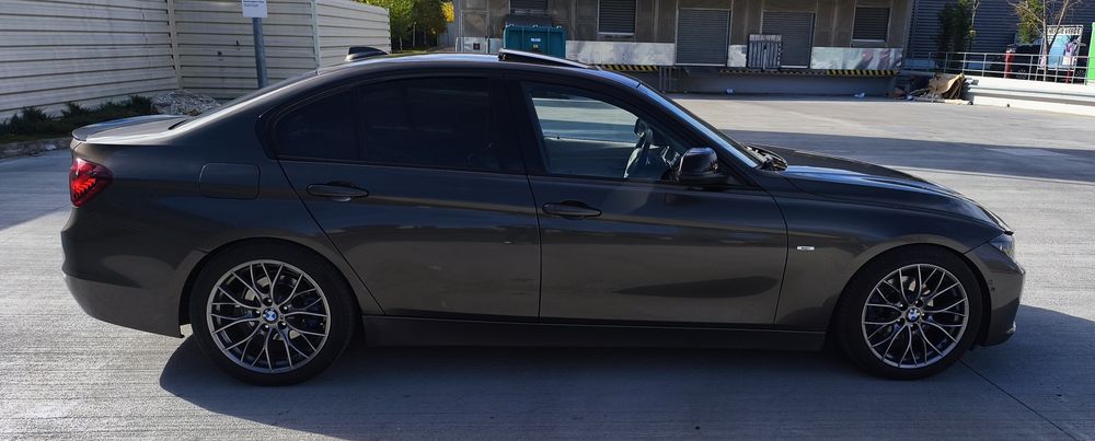 BMW Seria 3 F30 320d Full Option Automat