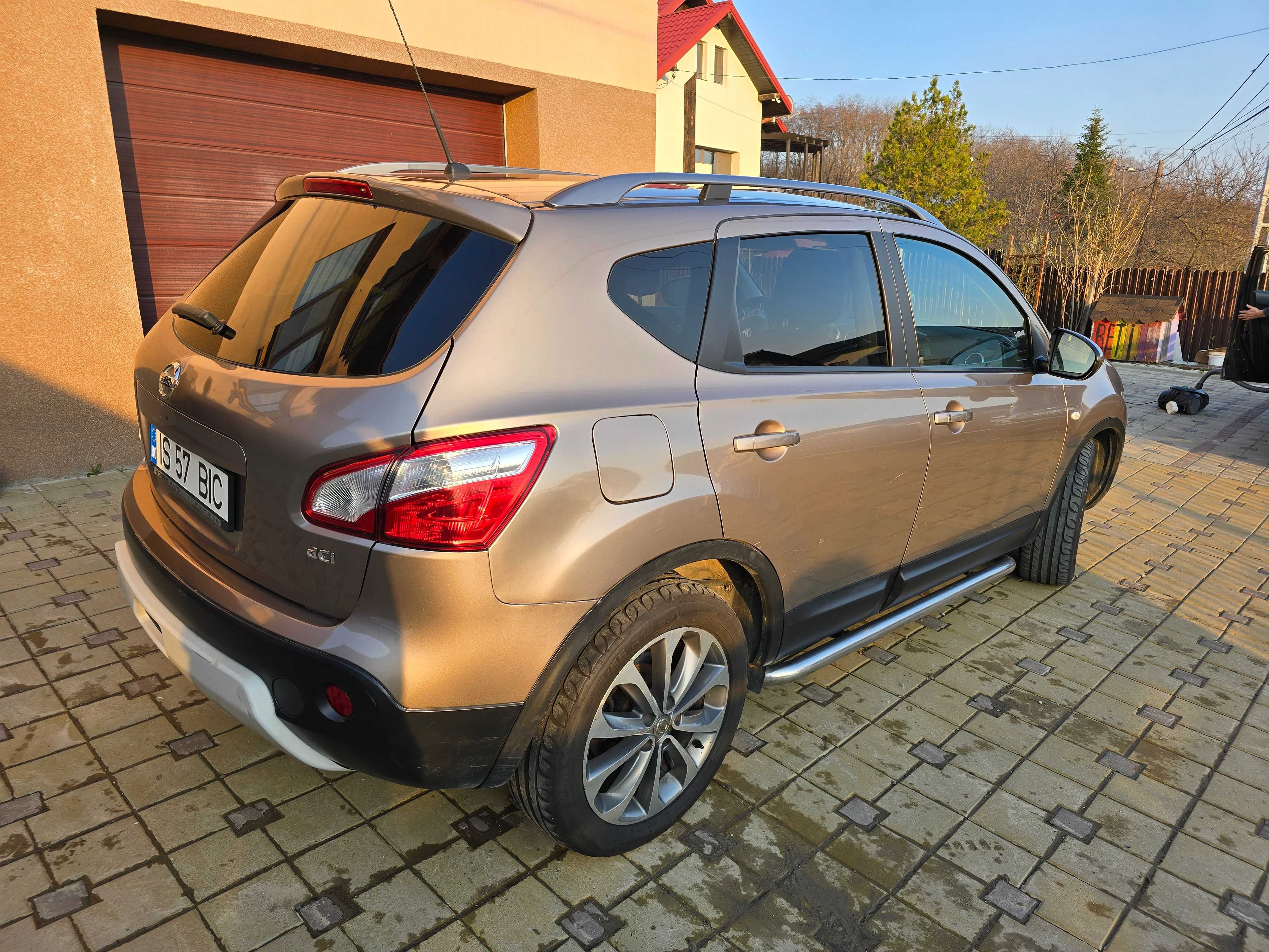 Vand Nissan Qashqai 2011 2.0 dCi 4x4 Tekna cutie automata