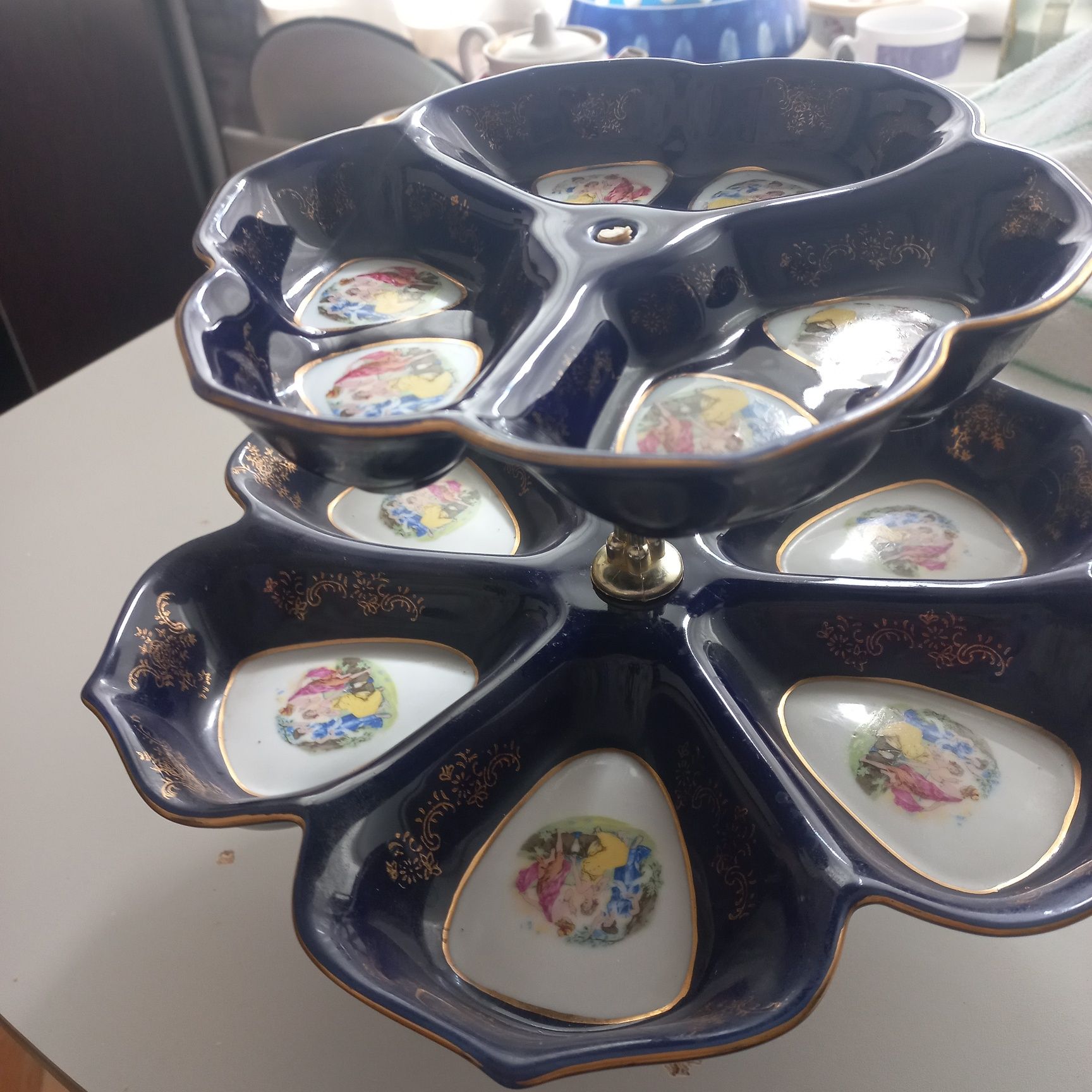 Продам кухонную посуду б/у