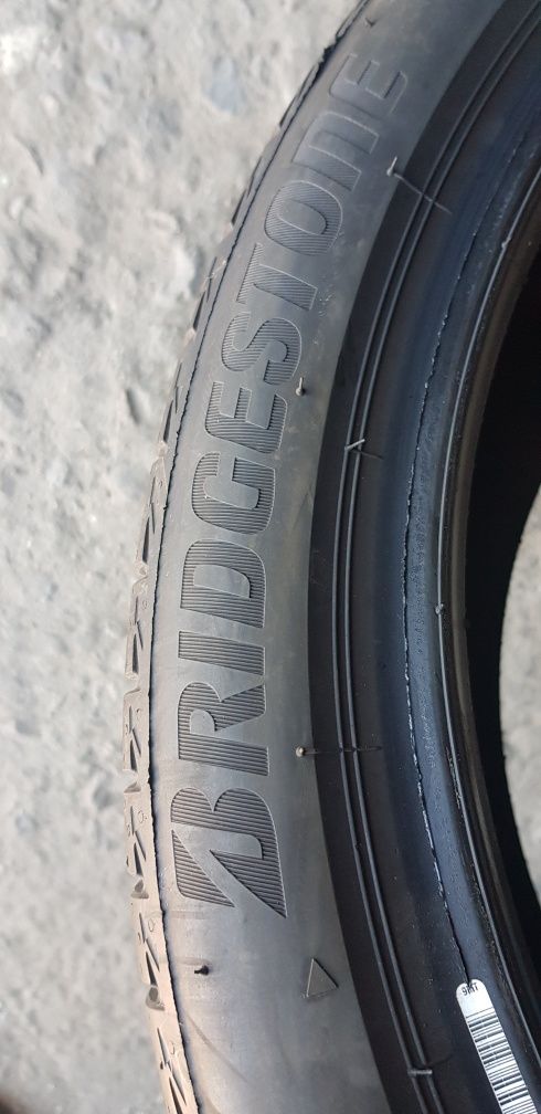 Летни гуми-2020г/51с.-18цола-225/40-1бр.-95лв."BRIDGESTONE "