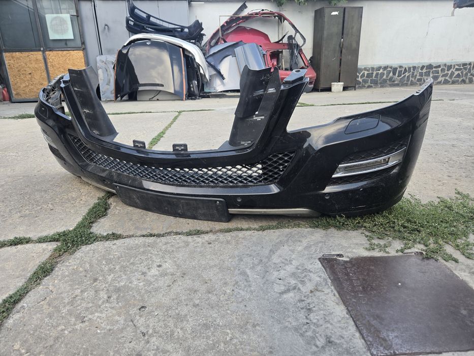 Предна LED броня ML w164 facelift. Оборудвана