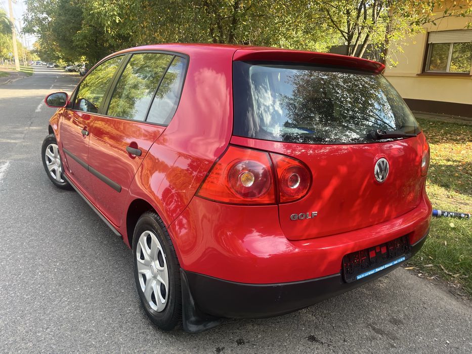 Vand golf 5 din 2006, motor 1.4 Mpi