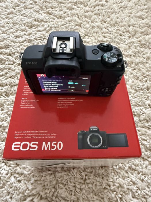 Camera foto mirrorless Canon M50 stare noua