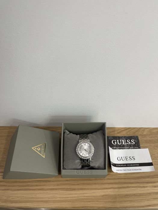 Оригинален часовник Guess