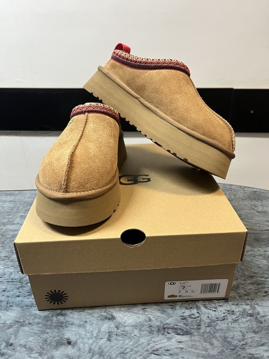 Vand UGG TAZZ . Produs nou . Calitate Superioara marimea 38 , 39