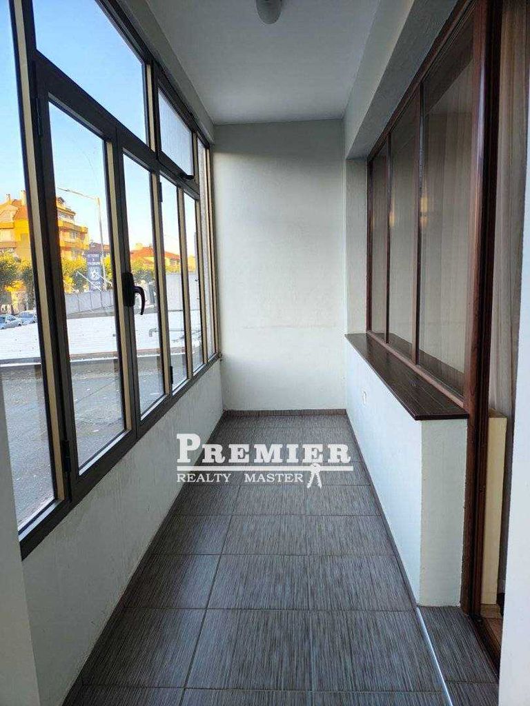 Продава се Четиристаен апартамент в Поморие - 146 кв.м за 1014 €/кв.м - Снимка #2