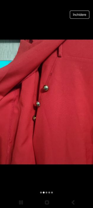 Costum cu pantaloni