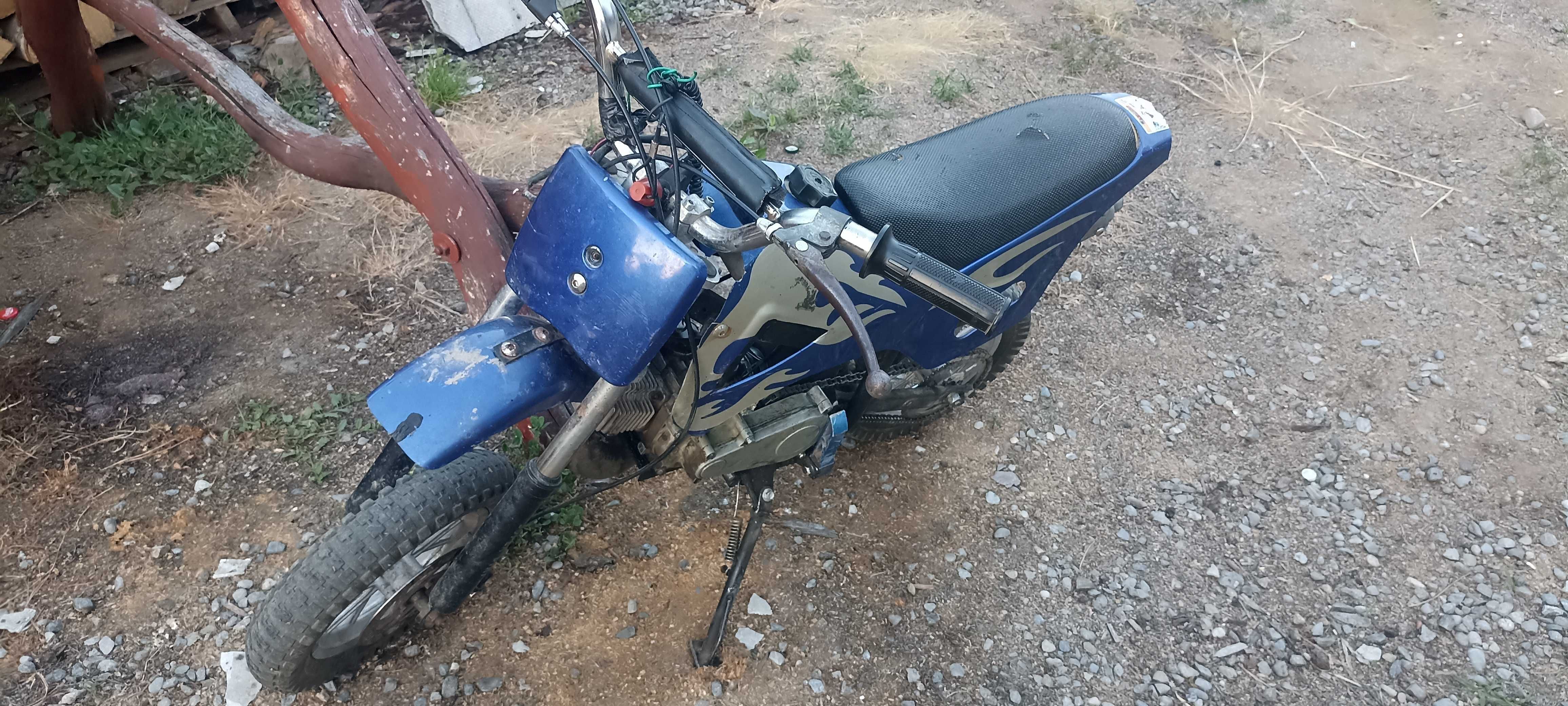 Pocketbike 49cc 2T