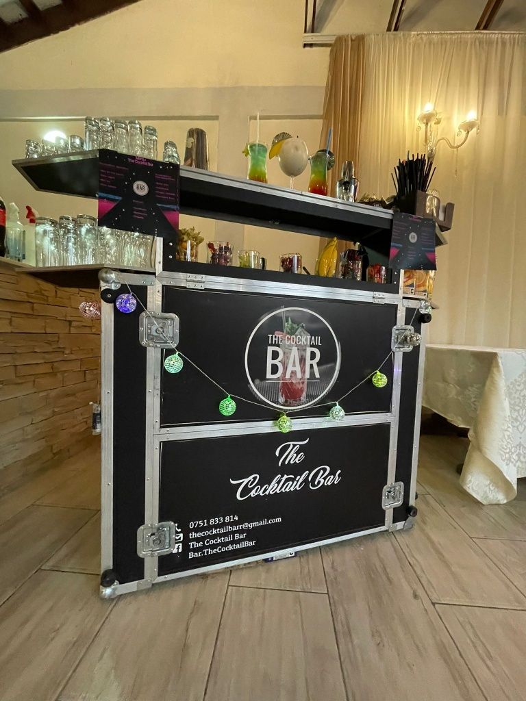 The Cocktail Bar / Bar mobil / Tort de shot-uri /Barman evenimente /Nu