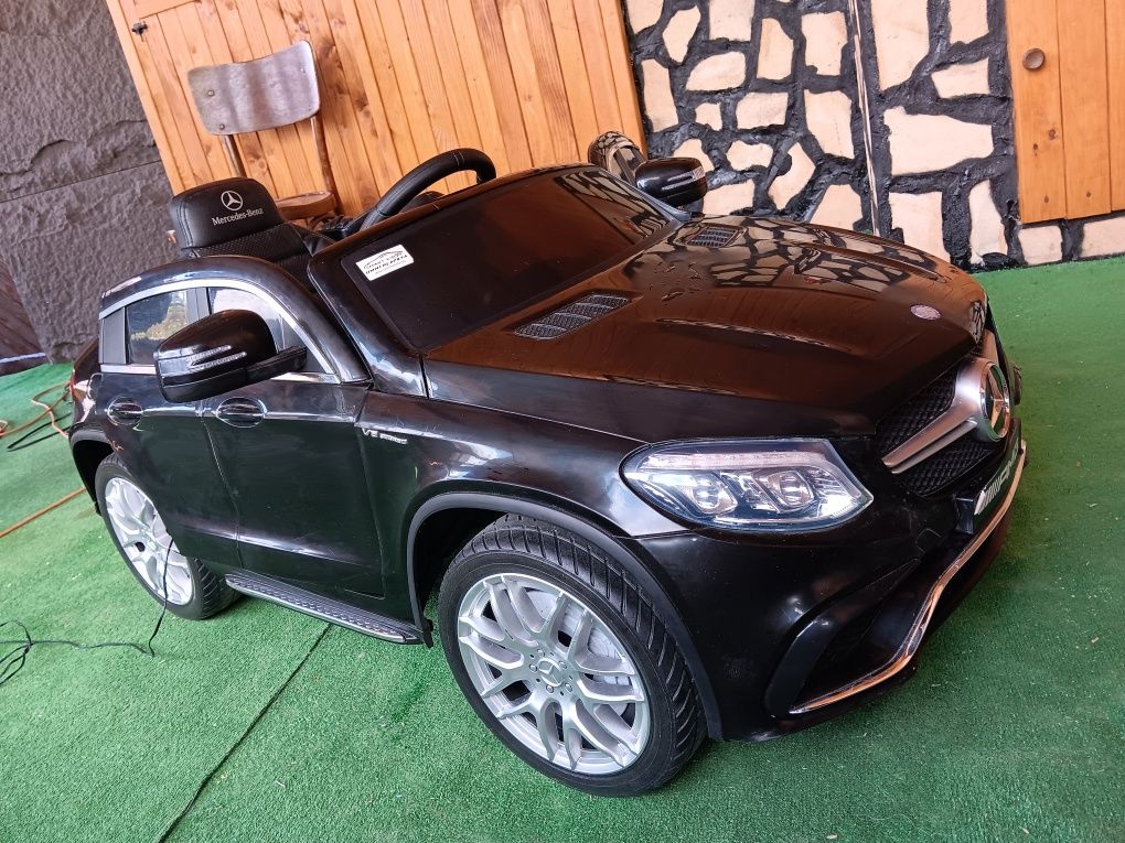 Детска акумулаторна кола Mercedes-benz GLE 63