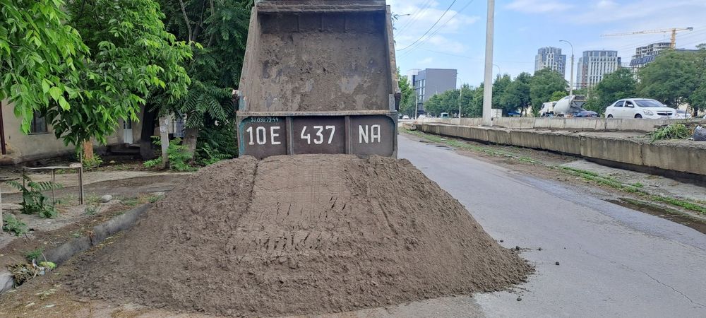 Доставка зил самасвал кленец кампот кум шлака блок шебен турпок блуга