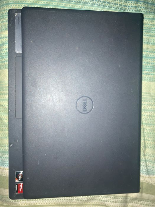 Dell Inspiron 15 3000 Ryzen 5 3450u