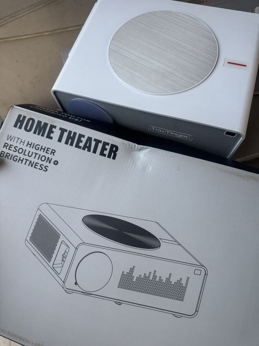 Проектор TouYinger Q10