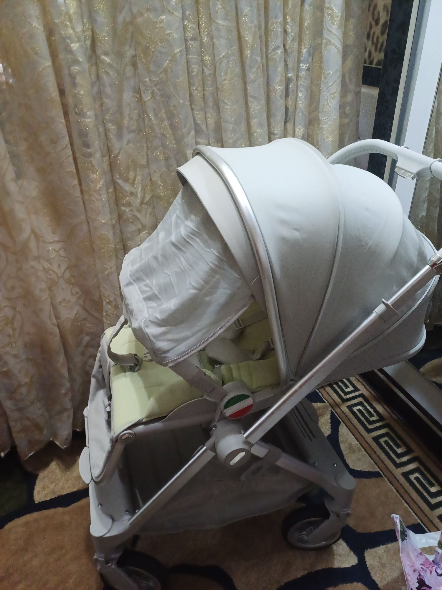 Продаётся коляска