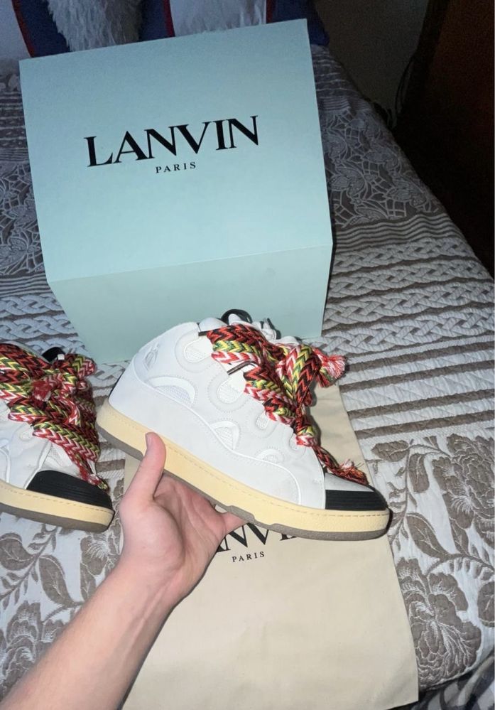 Lanvin Paris “Curb Low-Top” ~ crem