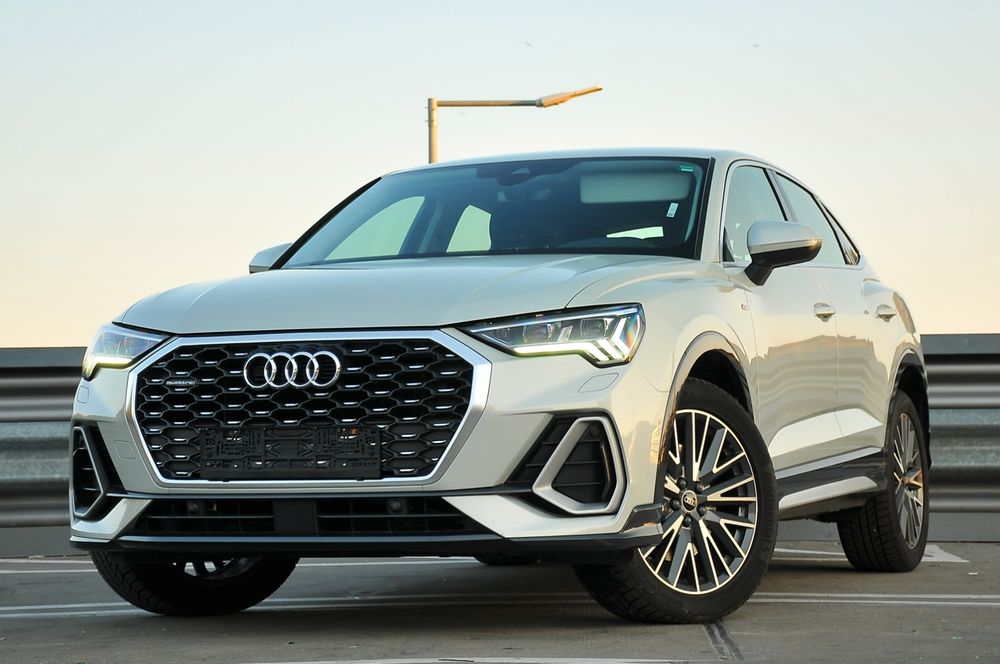 Audi  Q3 Sportback S-Line