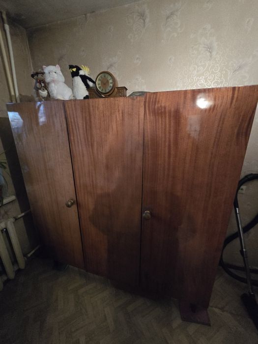 Шифоньер бесплатно