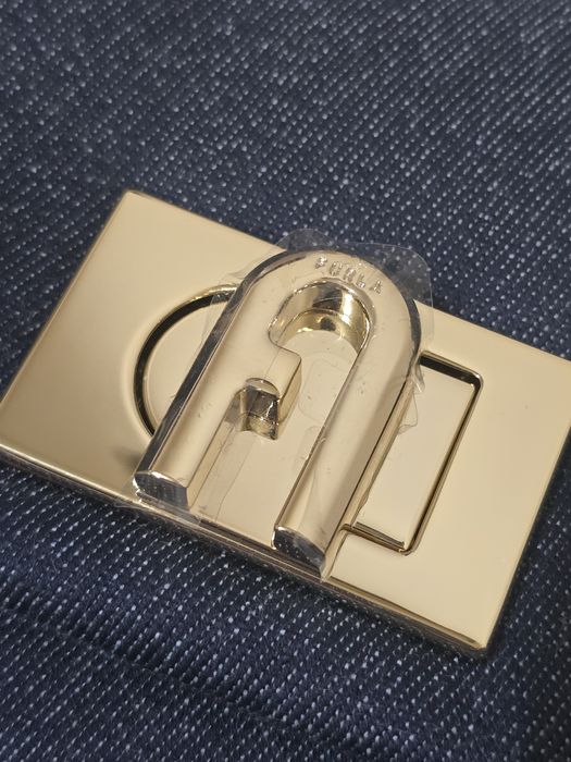 Нова дамска чанта Furla и Gino Rossi