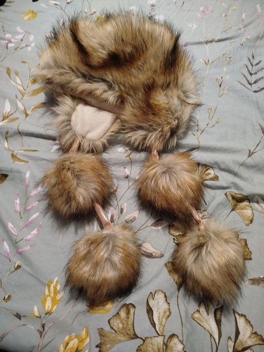 Дамска шапка с косъм