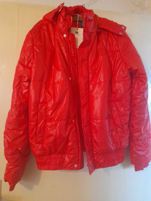 Продавам мъжко яке