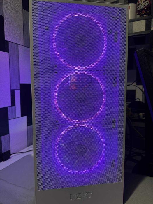 PC Gaming - NZXT Build - AMD Ryzen 7 9800X3D & Nvidia RTX 4070Ti Super