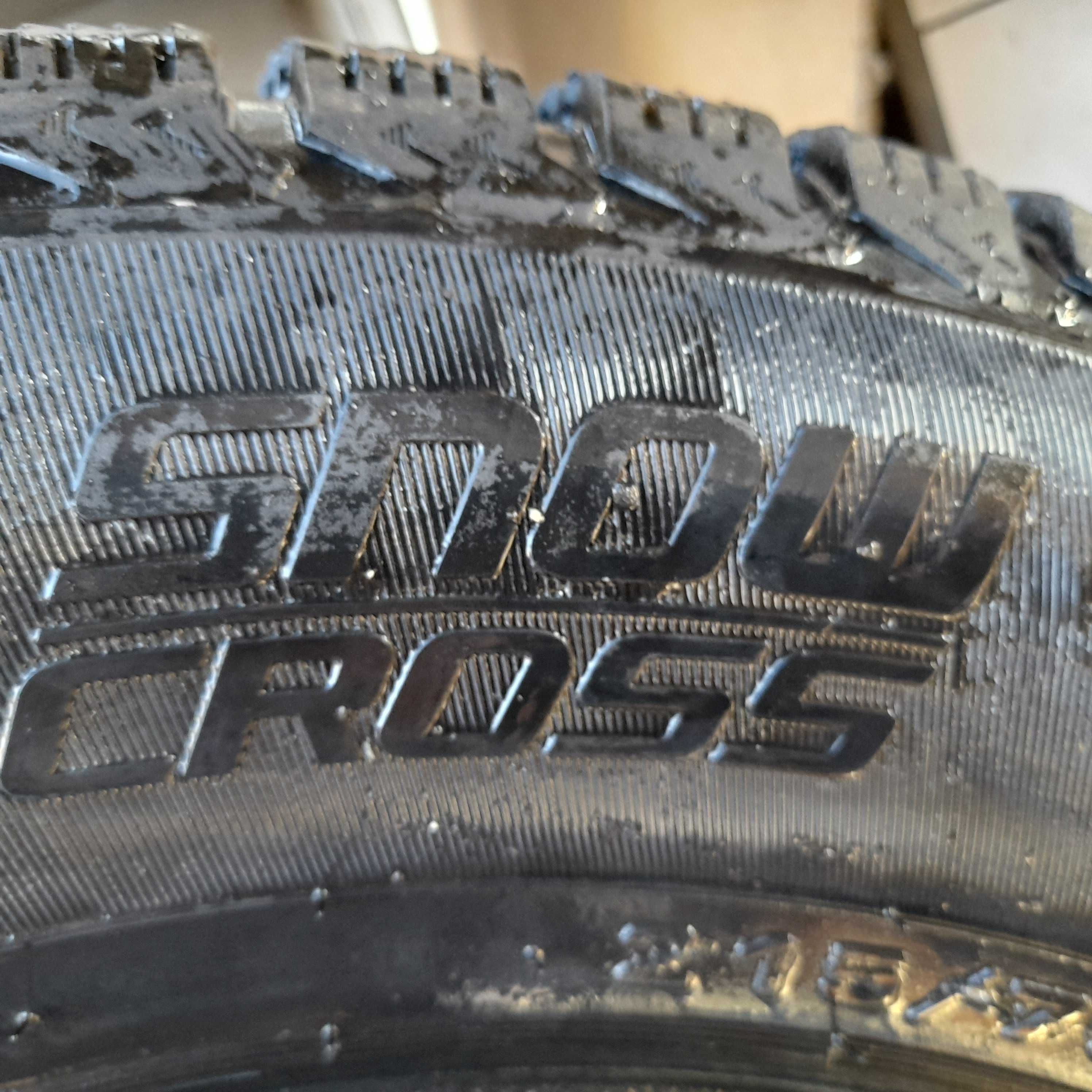 Продам Шины 215/70 R16 с браком