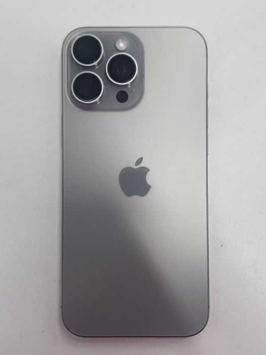 Iphone 16 pro max в идеальном состоянии