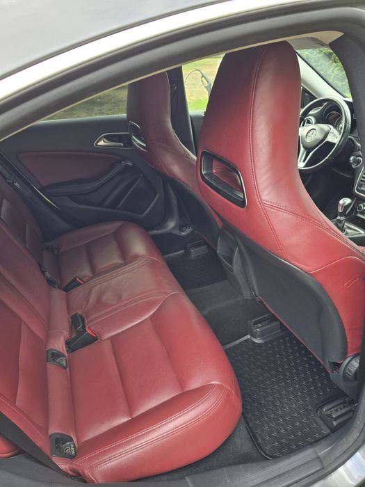 Mercedes CLA 180 2015