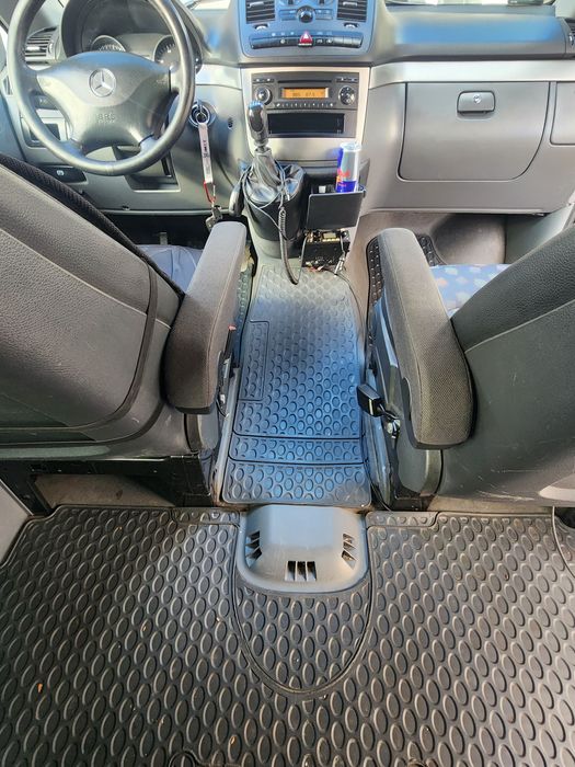 Mercedes vito 2008 150cai 8 locur