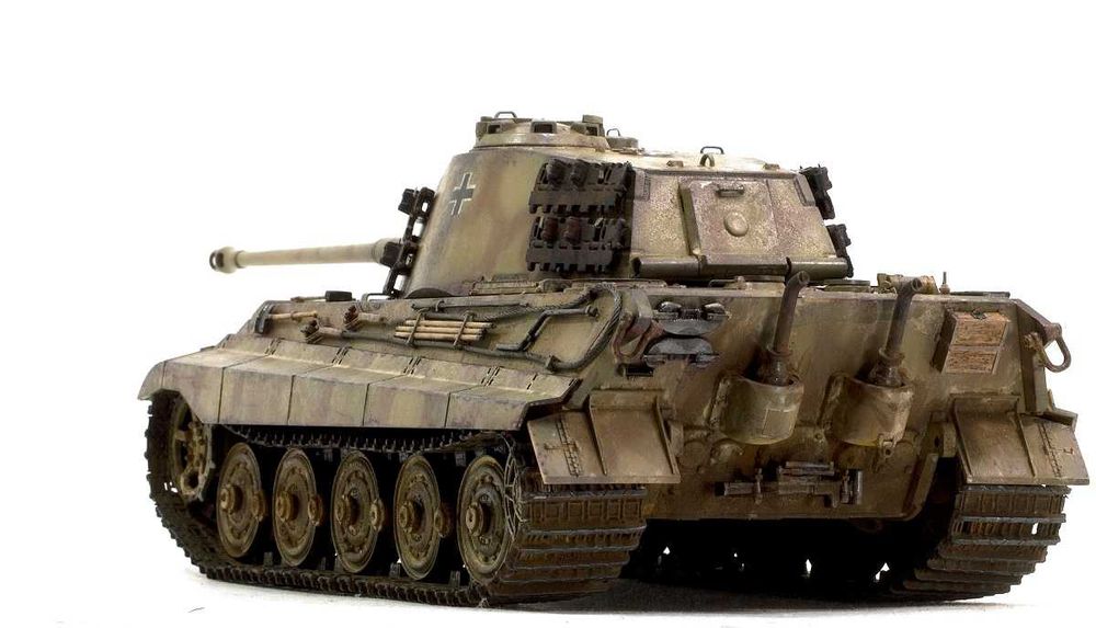 Тяжелый немецкий танк T-VIB «Королевский Тигр» с башней Хеншель
