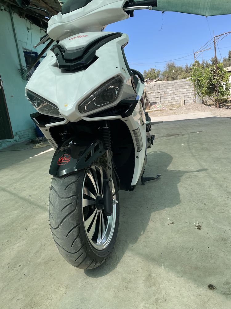 Skuter italia r 3