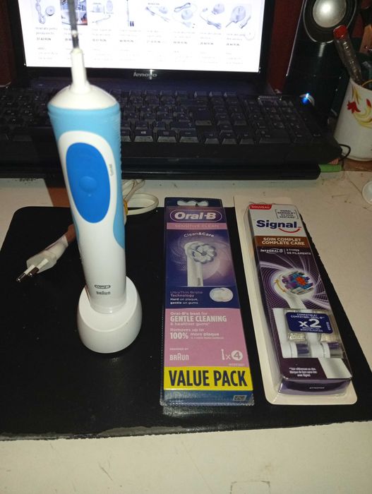 Braun Oral-B Vitality Periuta Dinti Electrica 1 Program + 6 Capete