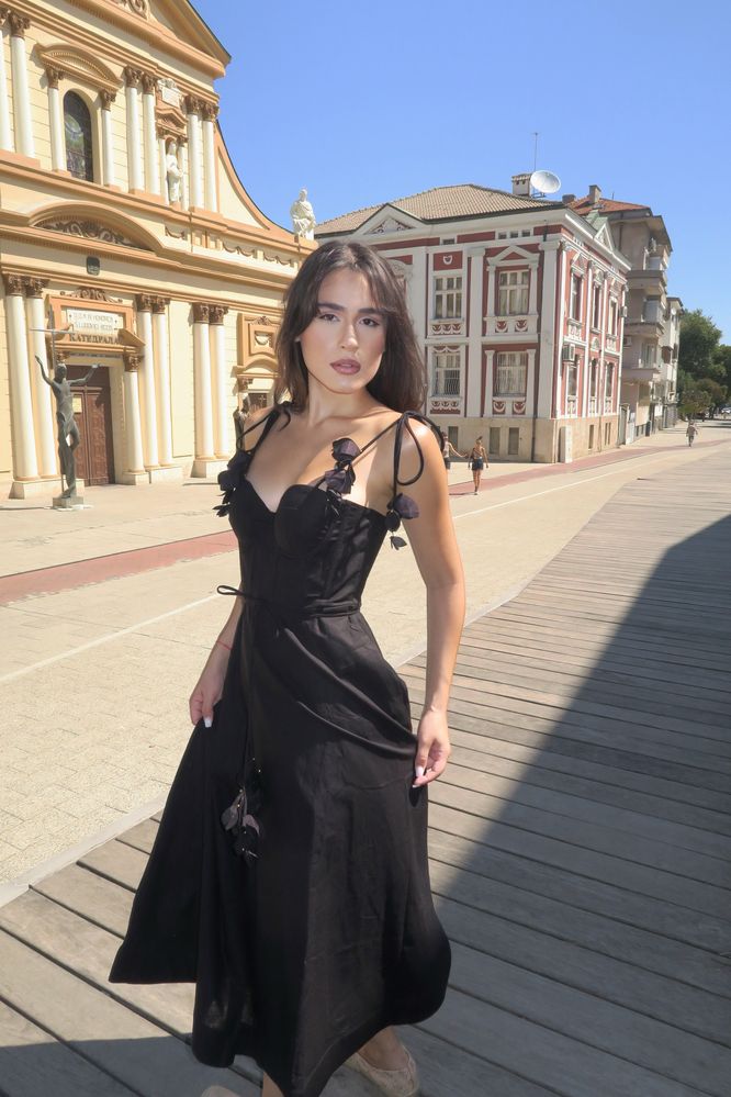 Миди ленена рокля Serena