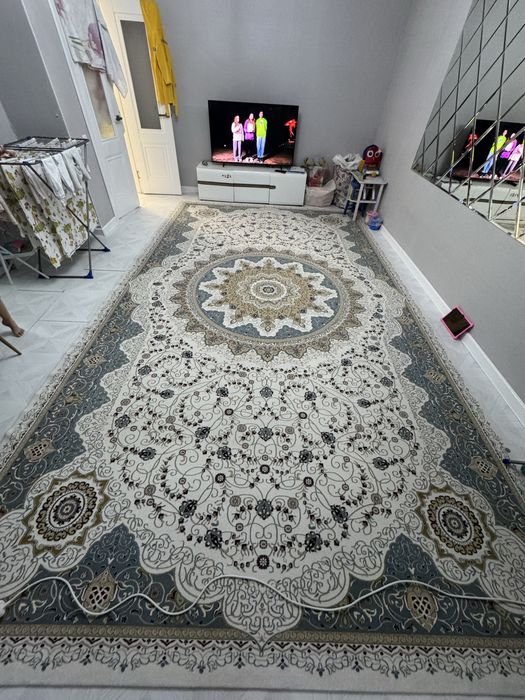 Продам Большой ковер