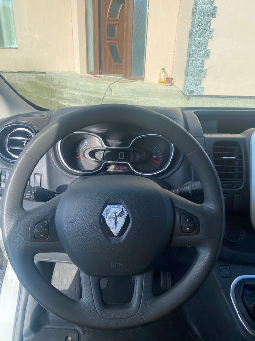 Renault trafic..