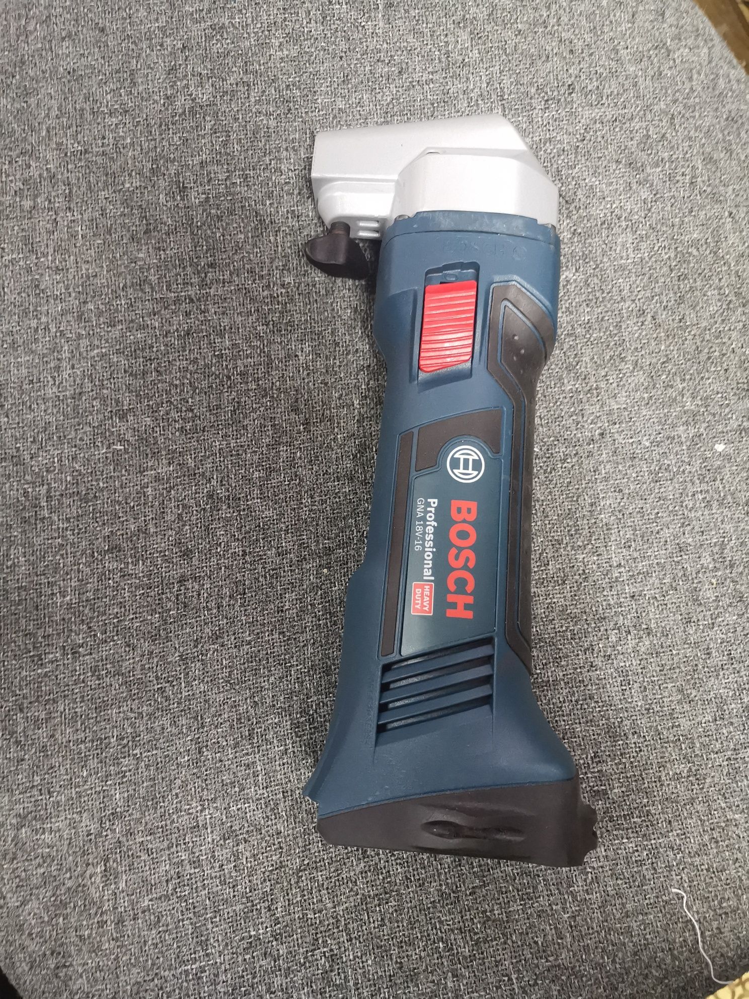 Bosch nager GNA18v-16 Бош акумулаторна ножица