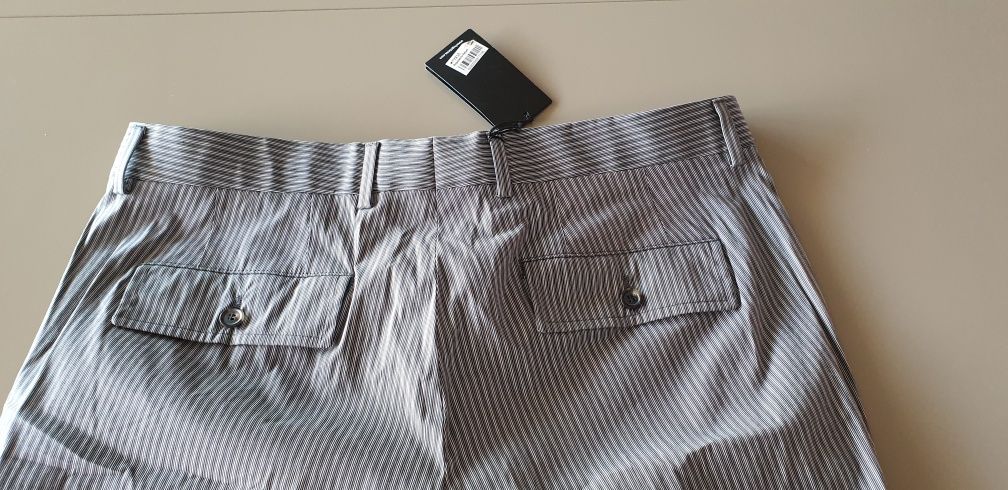 Hugo Boss autentici,mărimea 34