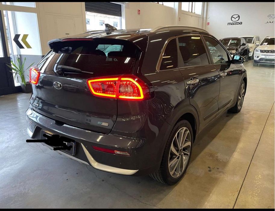 Kia Niro 2017 1.6 hybrid - 162000km carte service