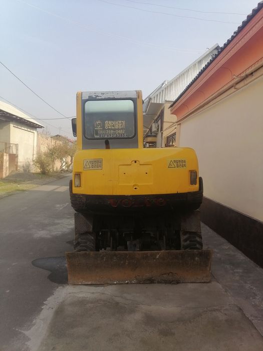 VOLVO 2002 йил сотилади