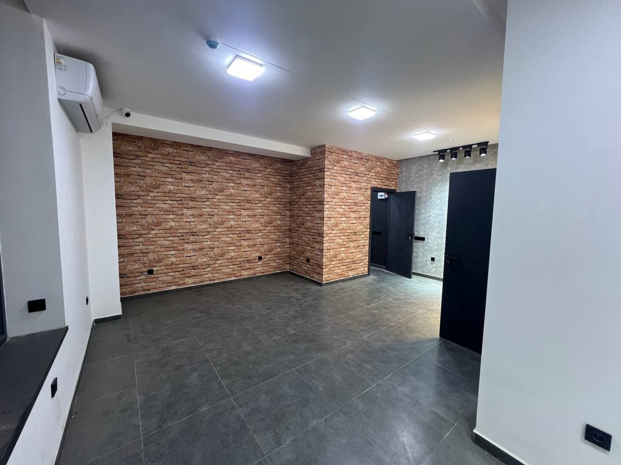 Нежилое Помещение Сергели 131 М²
